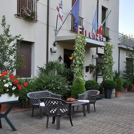 Hotel Firenze 3*